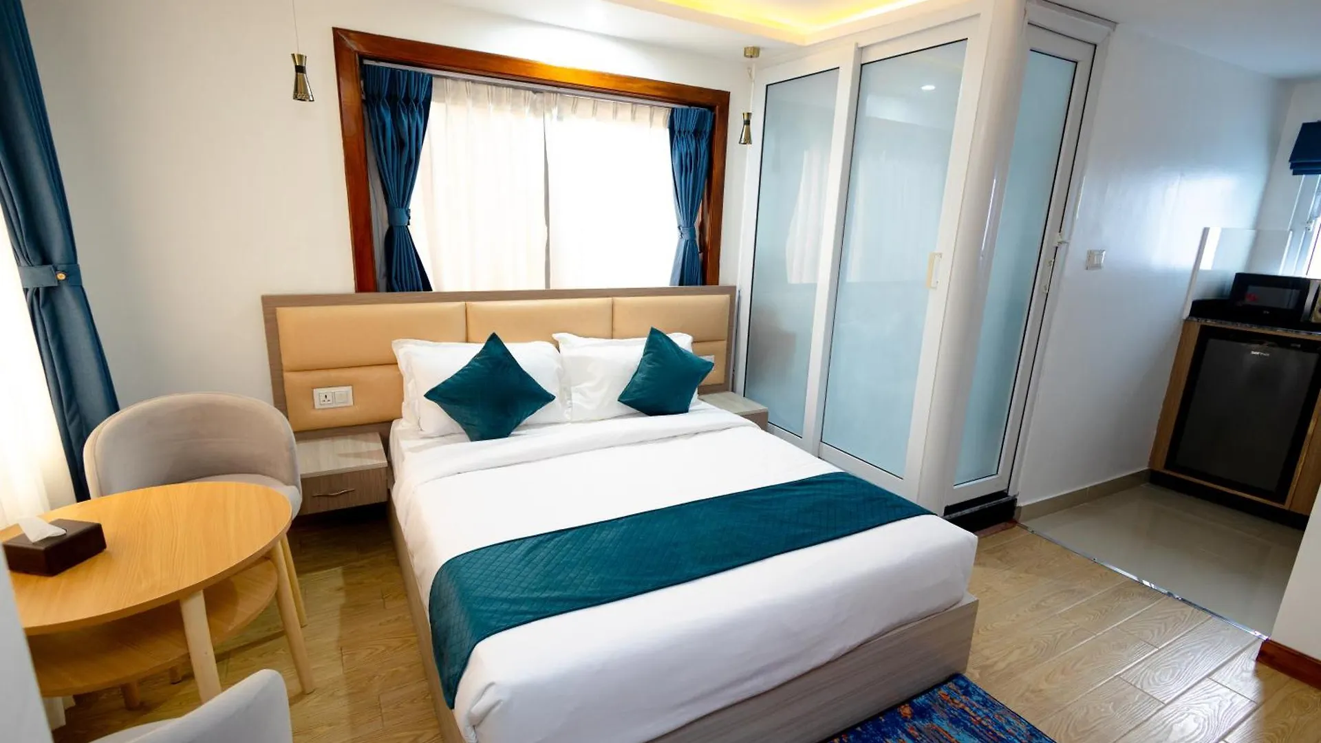 Srk Service Apartment And Hotel 카트만두 0*,